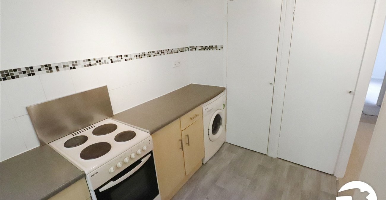 1 bedroom property for sale in Belvedere | Robinson Jackson