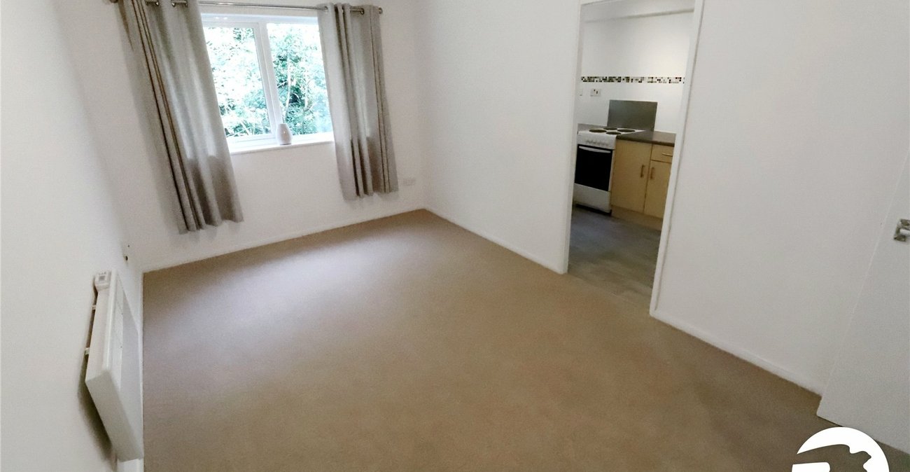 1 bedroom property for sale in Belvedere | Robinson Jackson