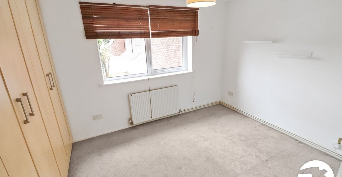 1 bedroom property for sale in Belvedere | Robinson Jackson