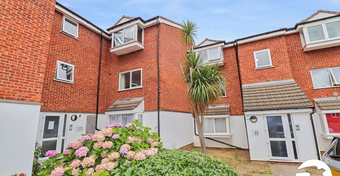 1 bedroom property for sale in Belvedere | Robinson Jackson