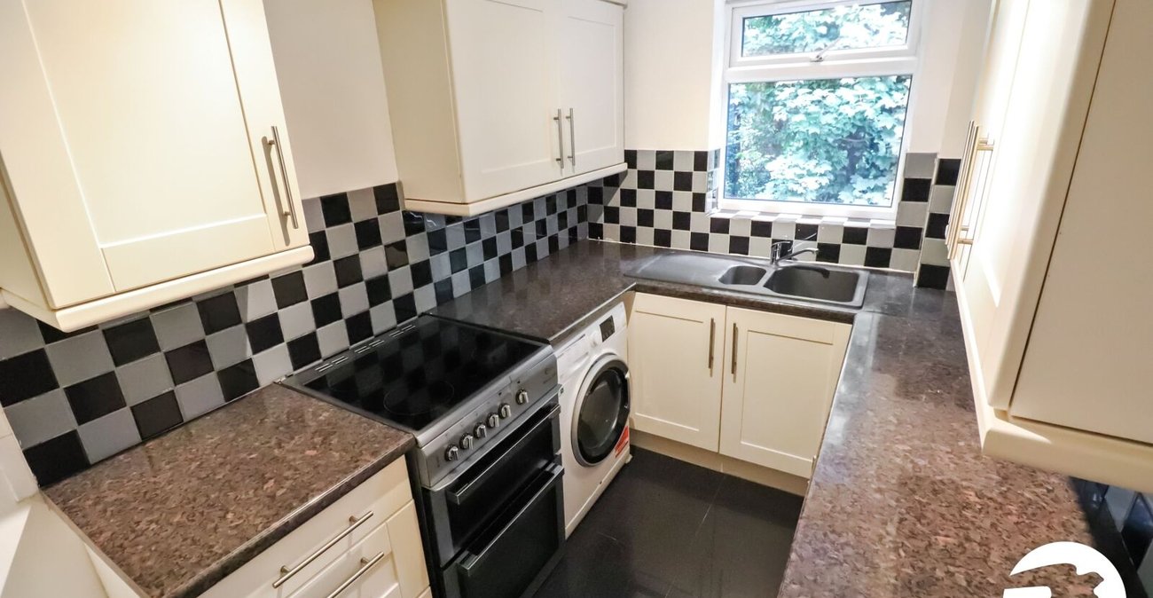 1 bedroom property for sale in Belvedere | Robinson Jackson