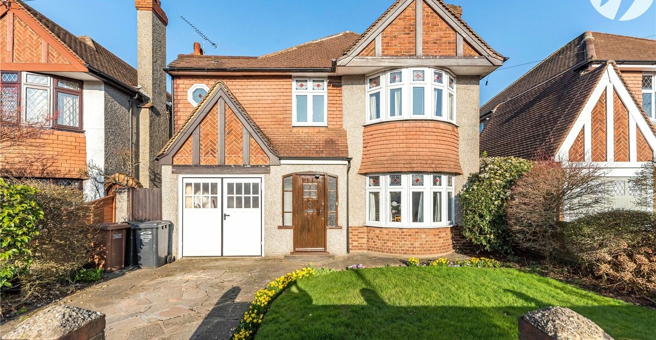 4 bedroom house for sale in Dartford | Robinson Jackson