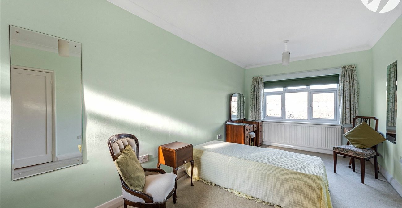 4 bedroom house for sale in Dartford | Robinson Jackson