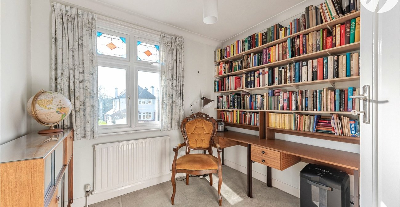 4 bedroom house for sale in Dartford | Robinson Jackson