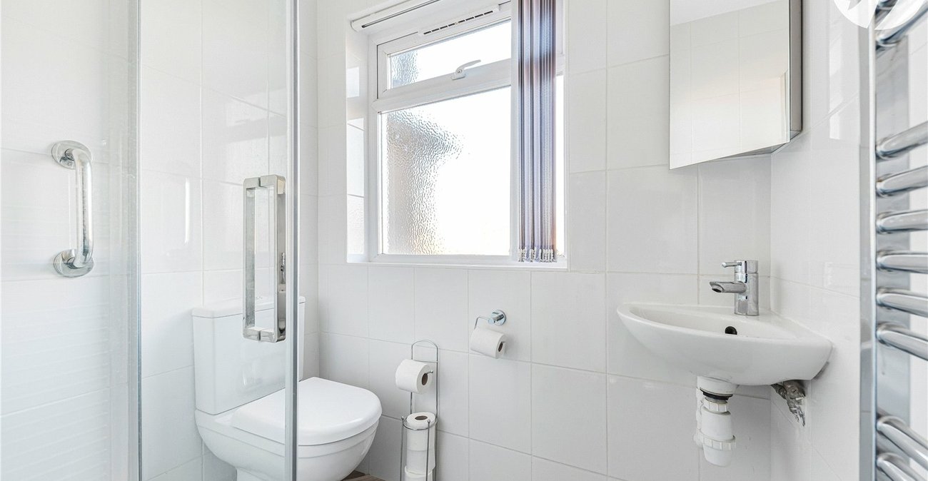 4 bedroom house for sale in Dartford | Robinson Jackson