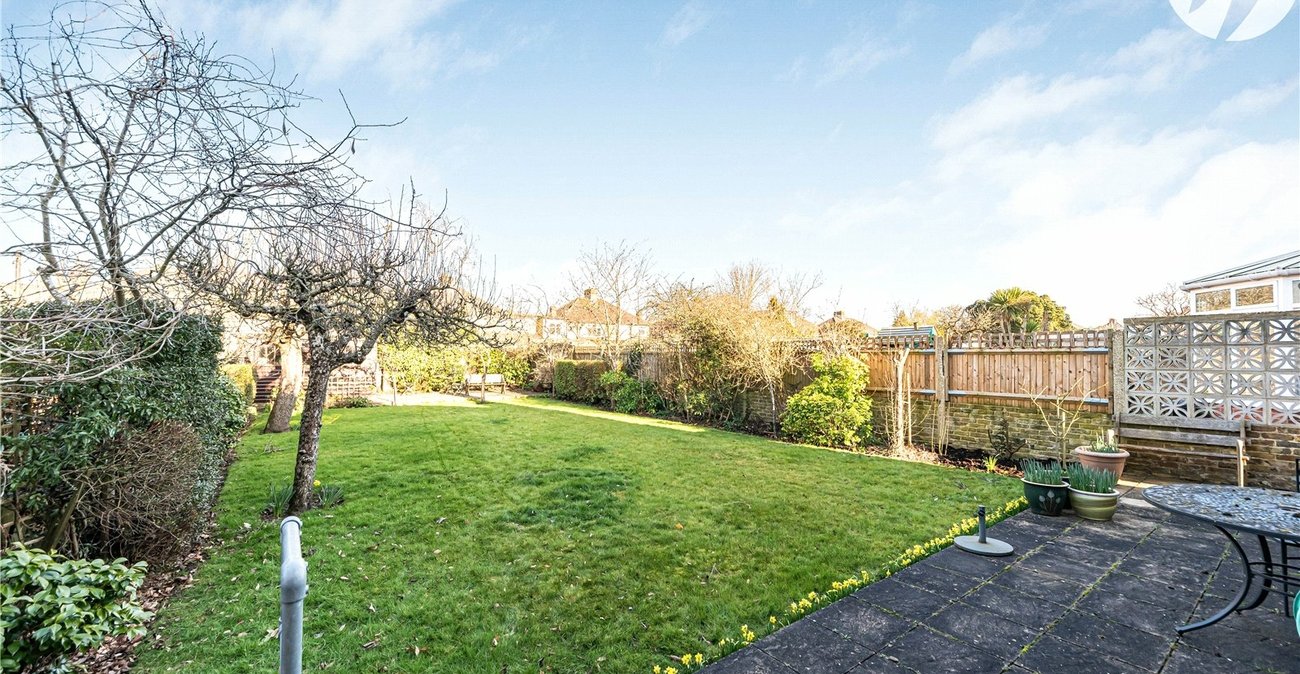 4 bedroom house for sale in Dartford | Robinson Jackson