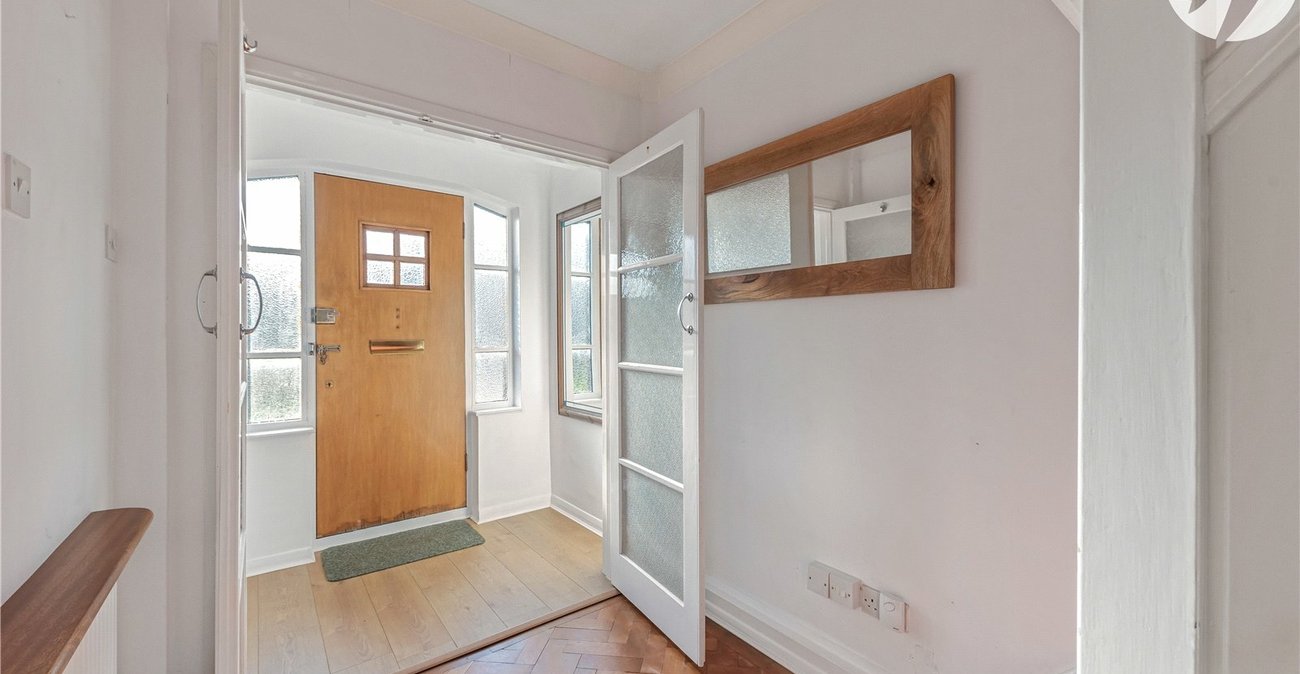 4 bedroom house for sale in Dartford | Robinson Jackson