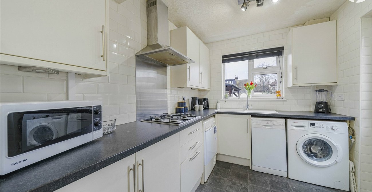 3 bedroom house for sale in West Dartford | Robinson Jackson