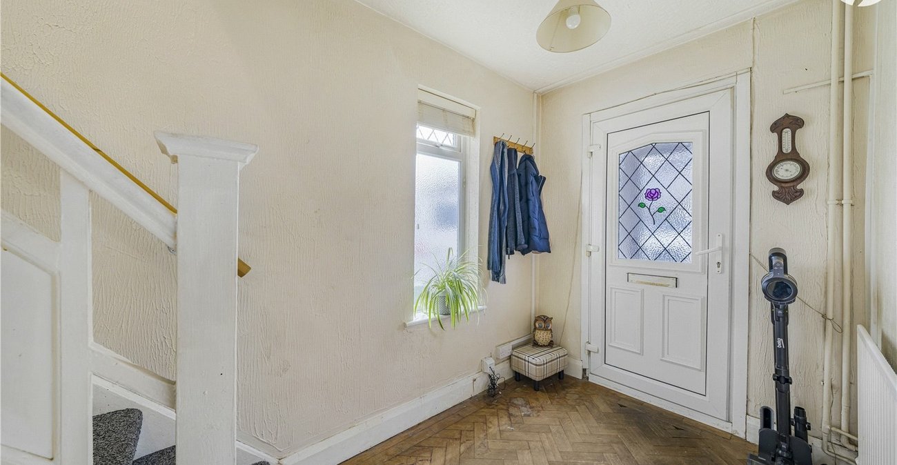 3 bedroom house for sale in West Dartford | Robinson Jackson