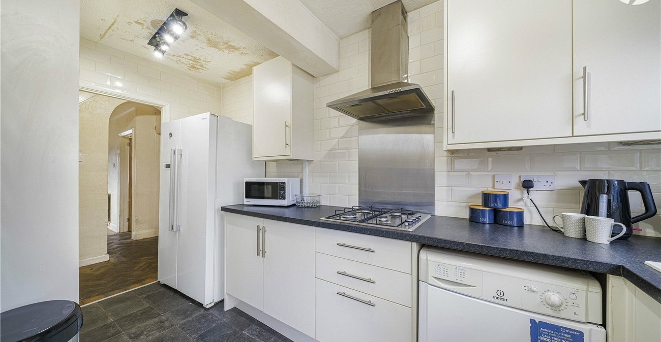 3 bedroom house for sale in West Dartford | Robinson Jackson