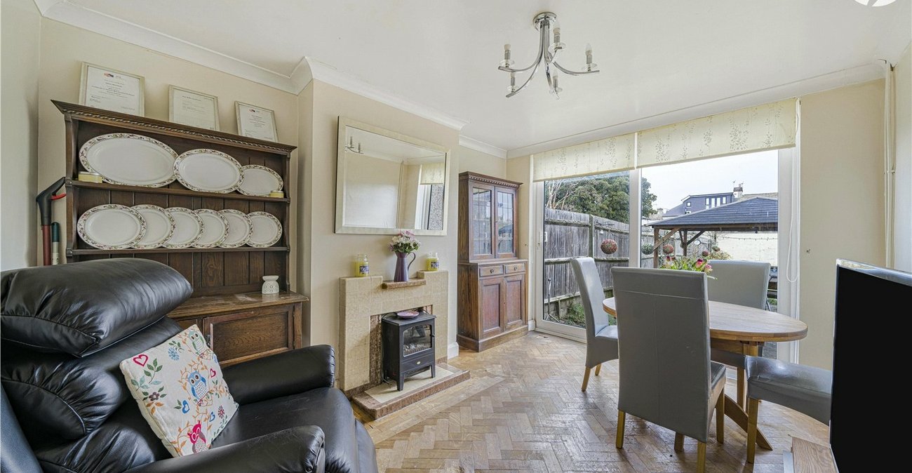 3 bedroom house for sale in West Dartford | Robinson Jackson