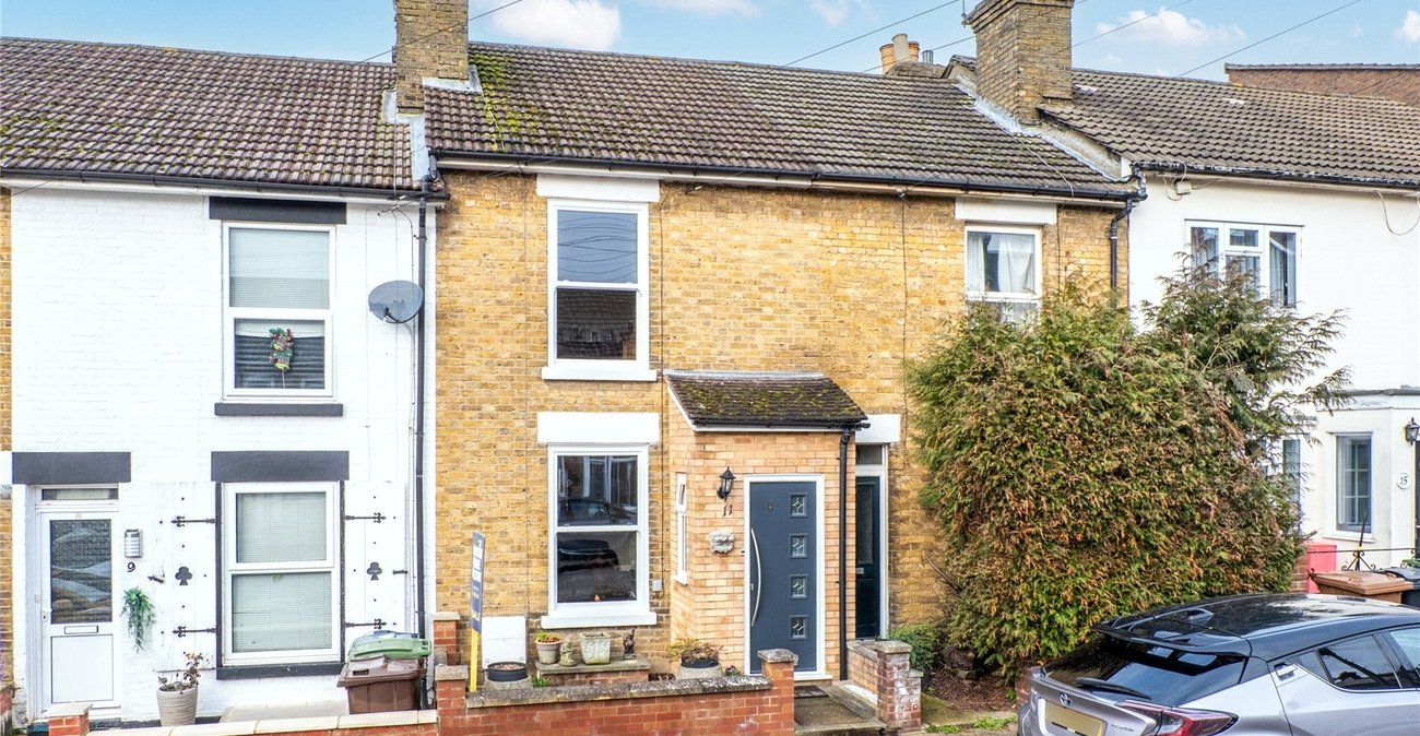 2 bedroom house for sale in Maidstone | Robinson Michael & Jackson