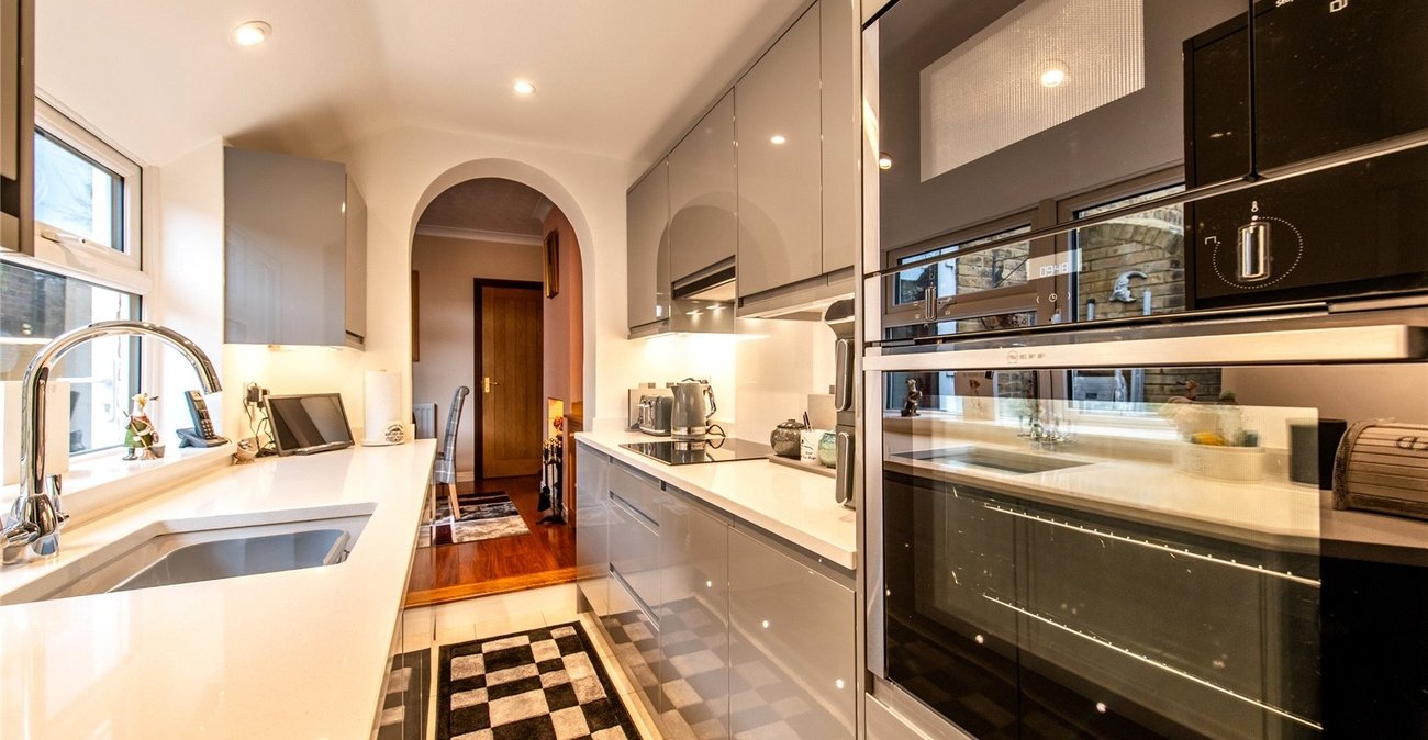 2 bedroom house for sale in Maidstone | Robinson Michael & Jackson