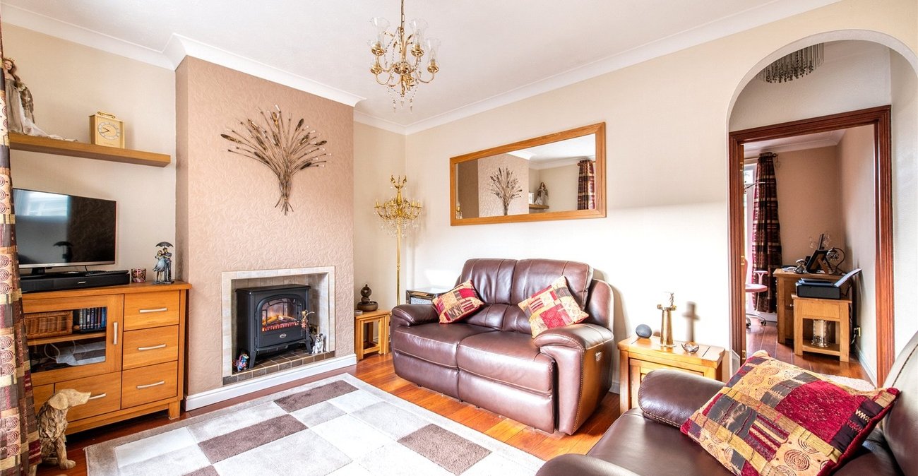 2 bedroom house for sale in Maidstone | Robinson Michael & Jackson