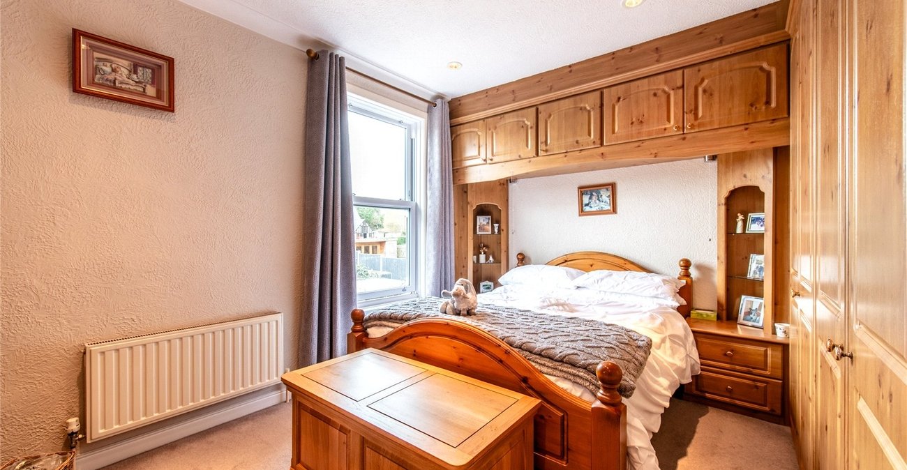 2 bedroom house for sale in Maidstone | Robinson Michael & Jackson
