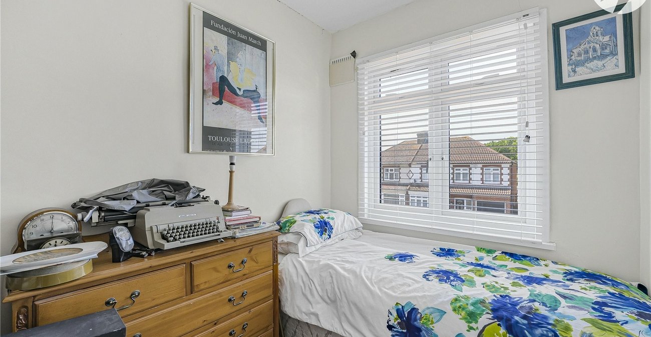 4 bedroom house for sale in Crayford | Robinson Jackson