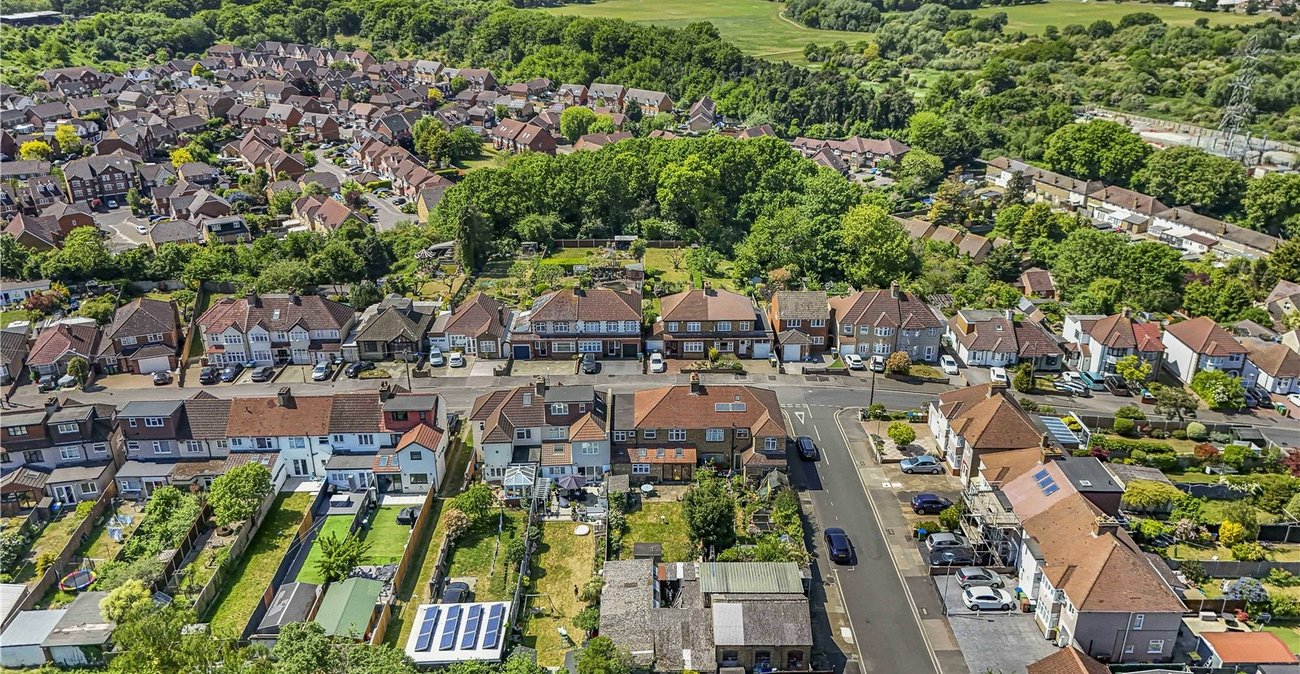 4 bedroom house for sale in Crayford | Robinson Jackson