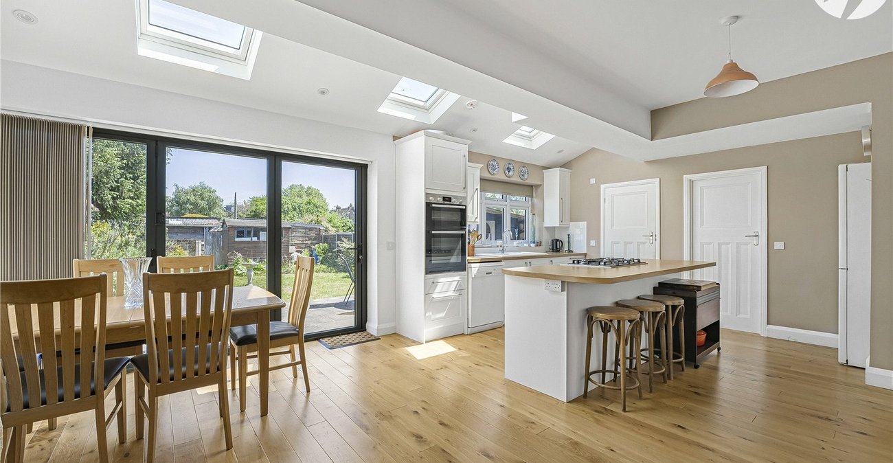 4 bedroom house for sale in Crayford | Robinson Jackson