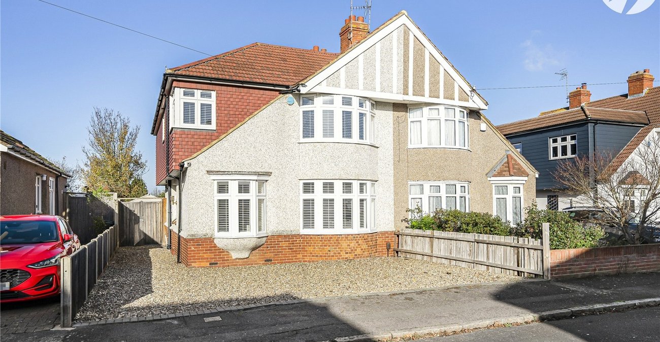 4 bedroom house for sale in West Dartford | Robinson Jackson
