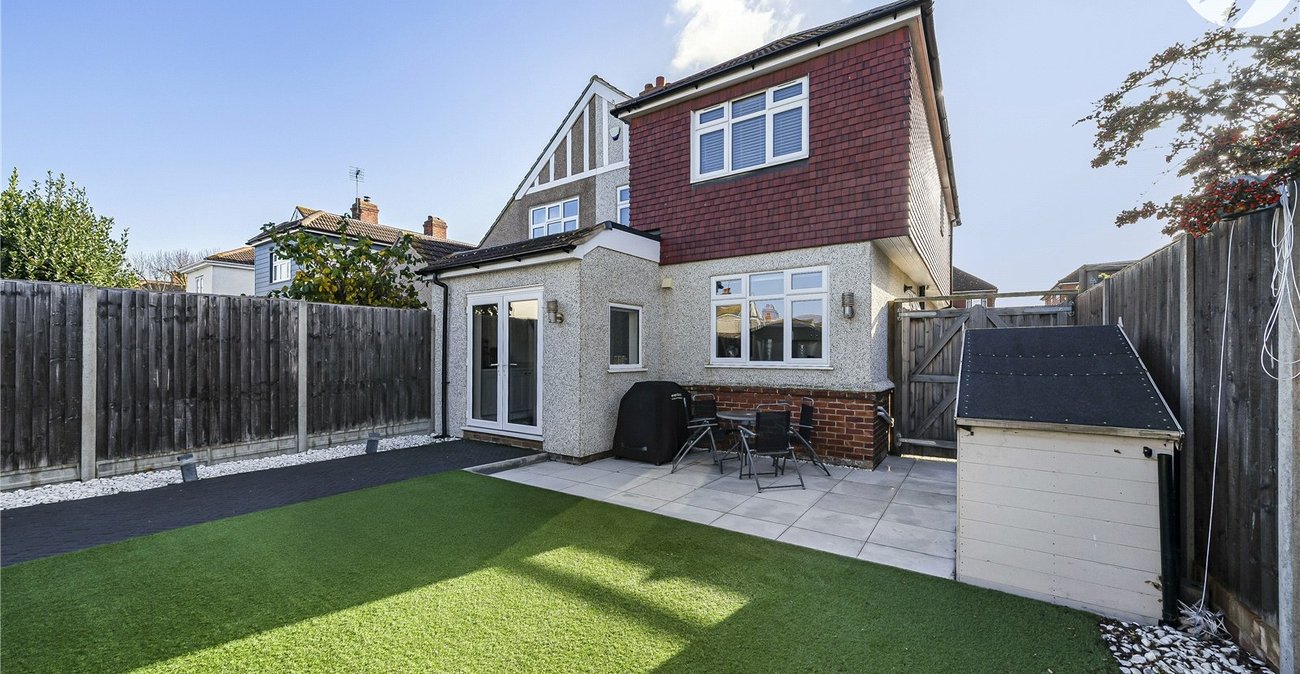 4 bedroom house for sale in West Dartford | Robinson Jackson
