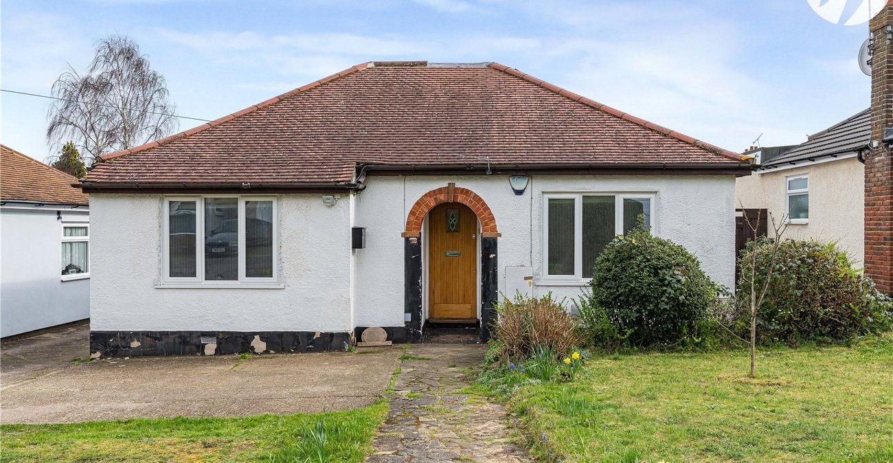 3 bedroom bungalow for sale in Swanley | Robinson Jackson
