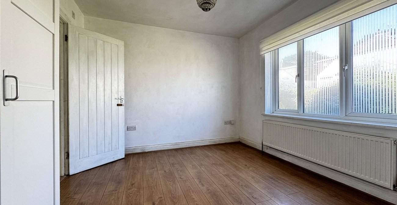 3 bedroom bungalow for sale in Swanley | Robinson Jackson