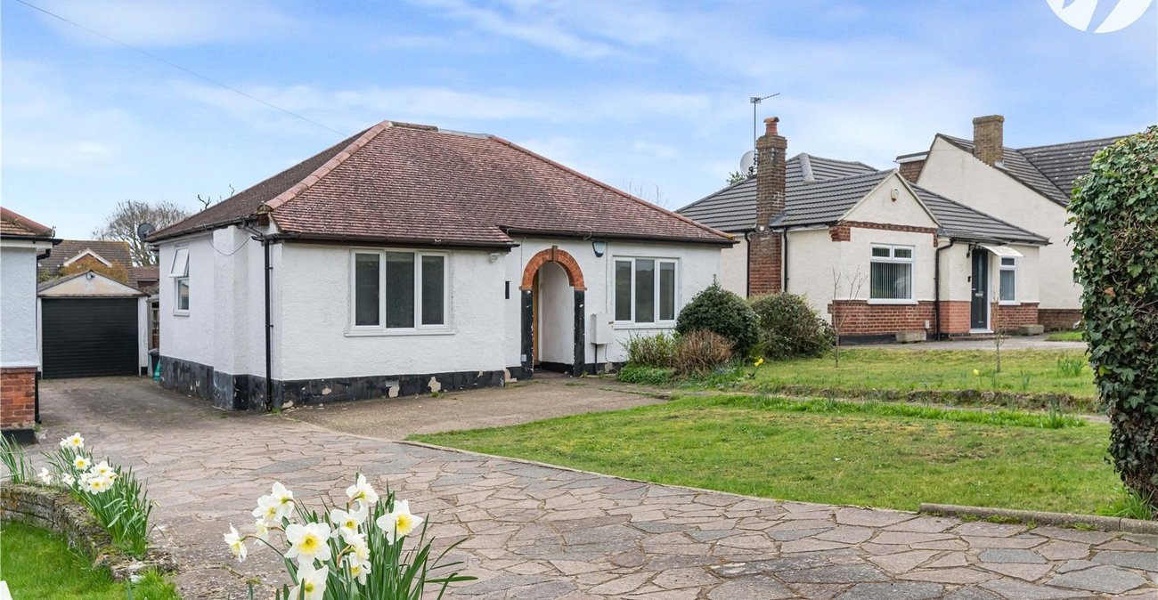 3 bedroom bungalow for sale in Swanley | Robinson Jackson