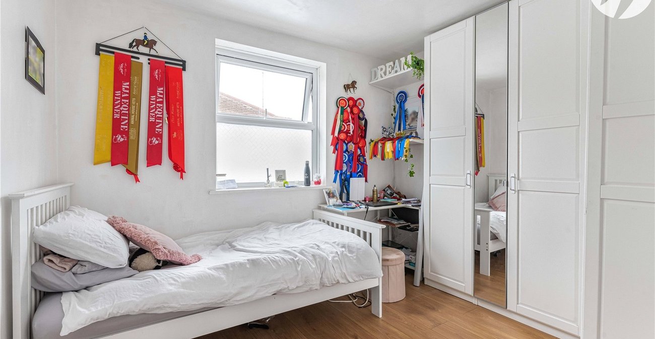 3 bedroom bungalow for sale in Swanley | Robinson Jackson