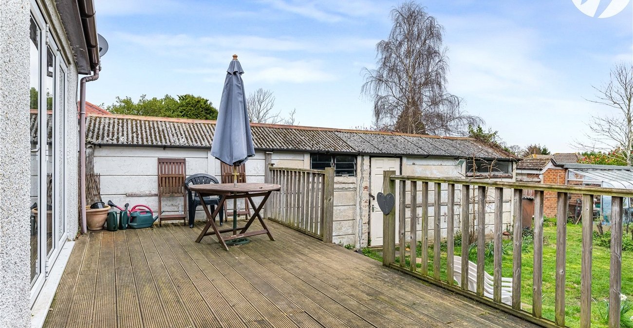3 bedroom bungalow for sale in Swanley | Robinson Jackson