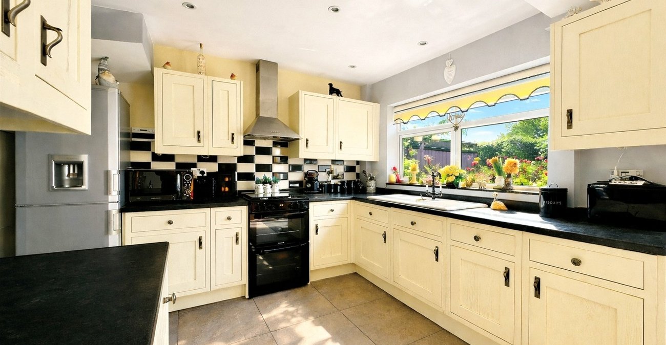3 bedroom house for sale in Swanley | Robinson Jackson