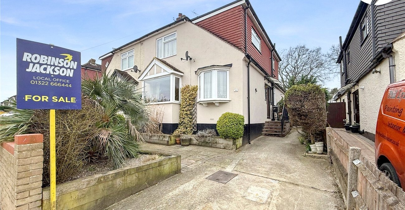 3 bedroom house for sale in Swanley | Robinson Jackson