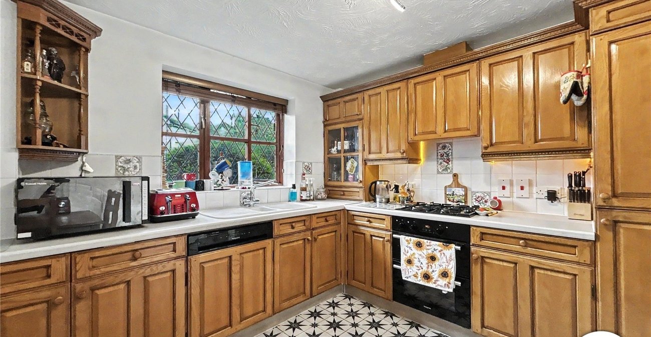 4 bedroom house for sale in Sidcup | Robinson Jackson