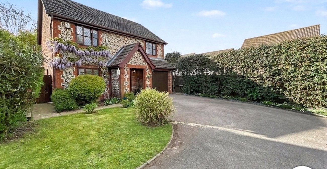 4 bedroom house for sale in Sidcup | Robinson Jackson