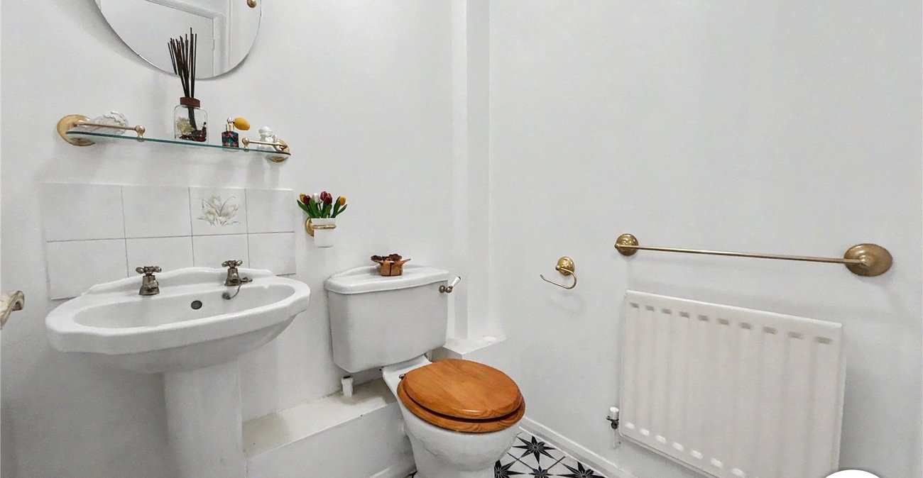 4 bedroom house for sale in Sidcup | Robinson Jackson