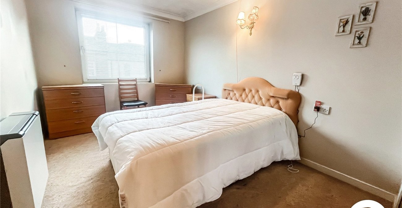 1 bedroom property for sale in Marsham Street | Robinson Michael & Jackson
