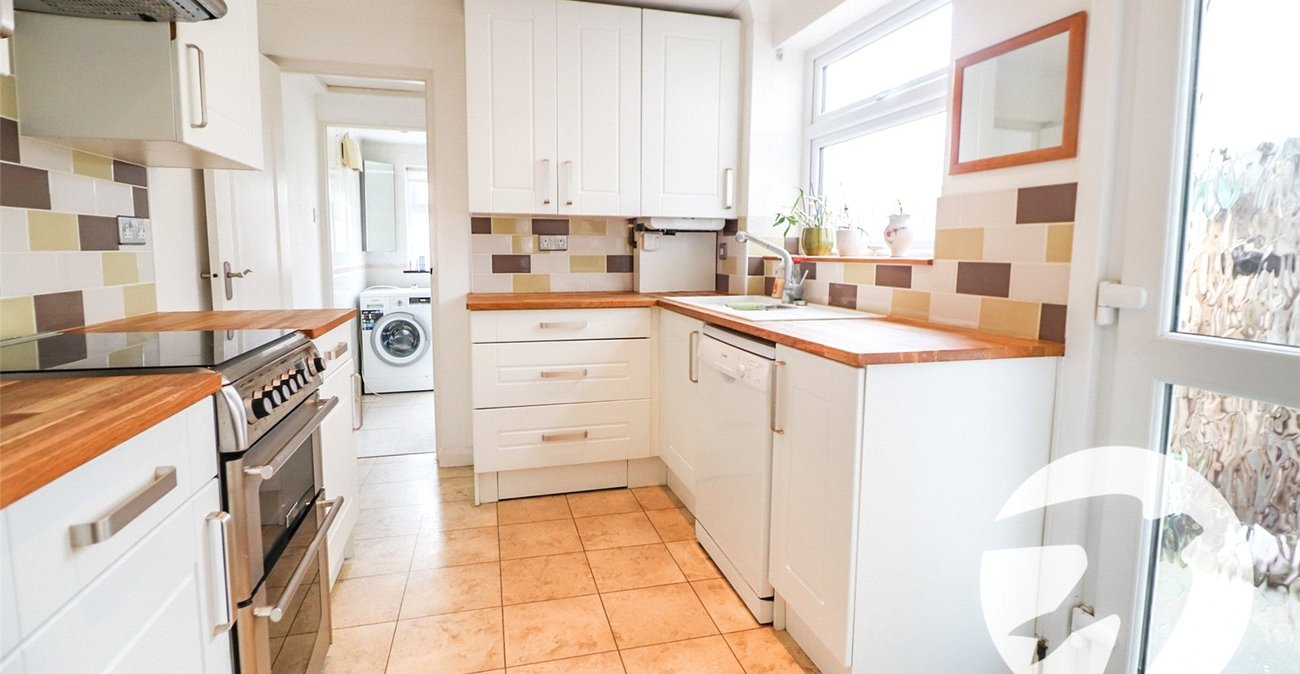 3 bedroom house for sale in Erith | Robinson Jackson