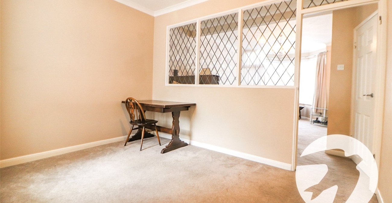 3 bedroom house for sale in Erith | Robinson Jackson