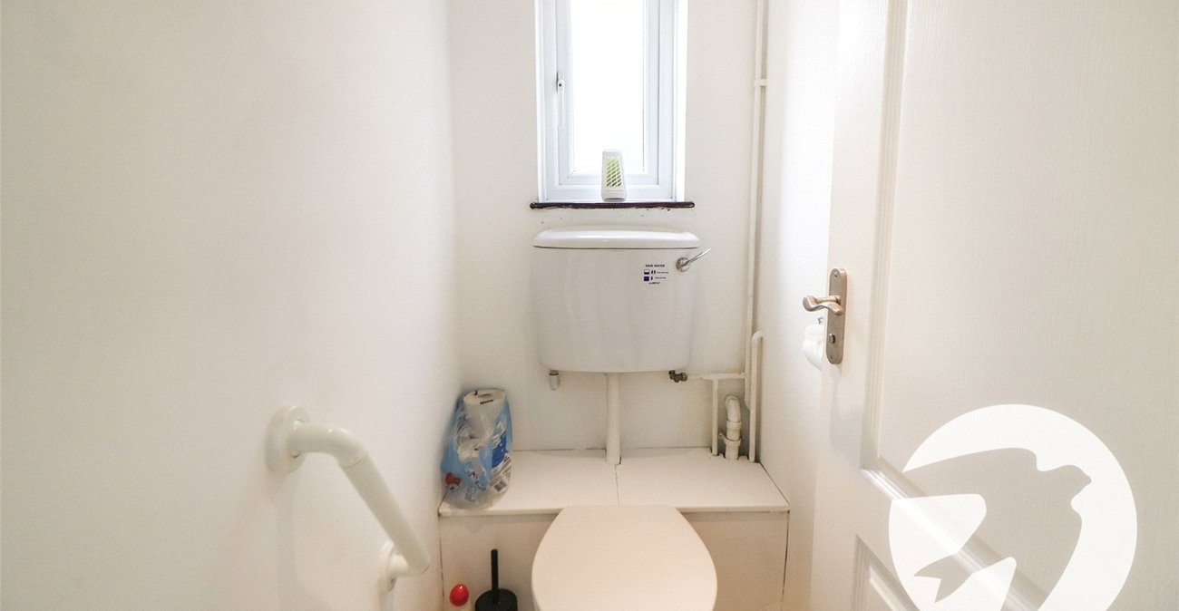 3 bedroom house for sale in Erith | Robinson Jackson