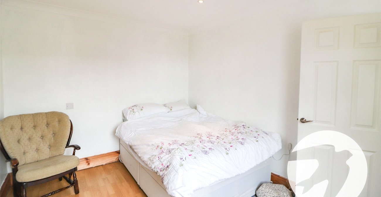 3 bedroom house for sale in Erith | Robinson Jackson
