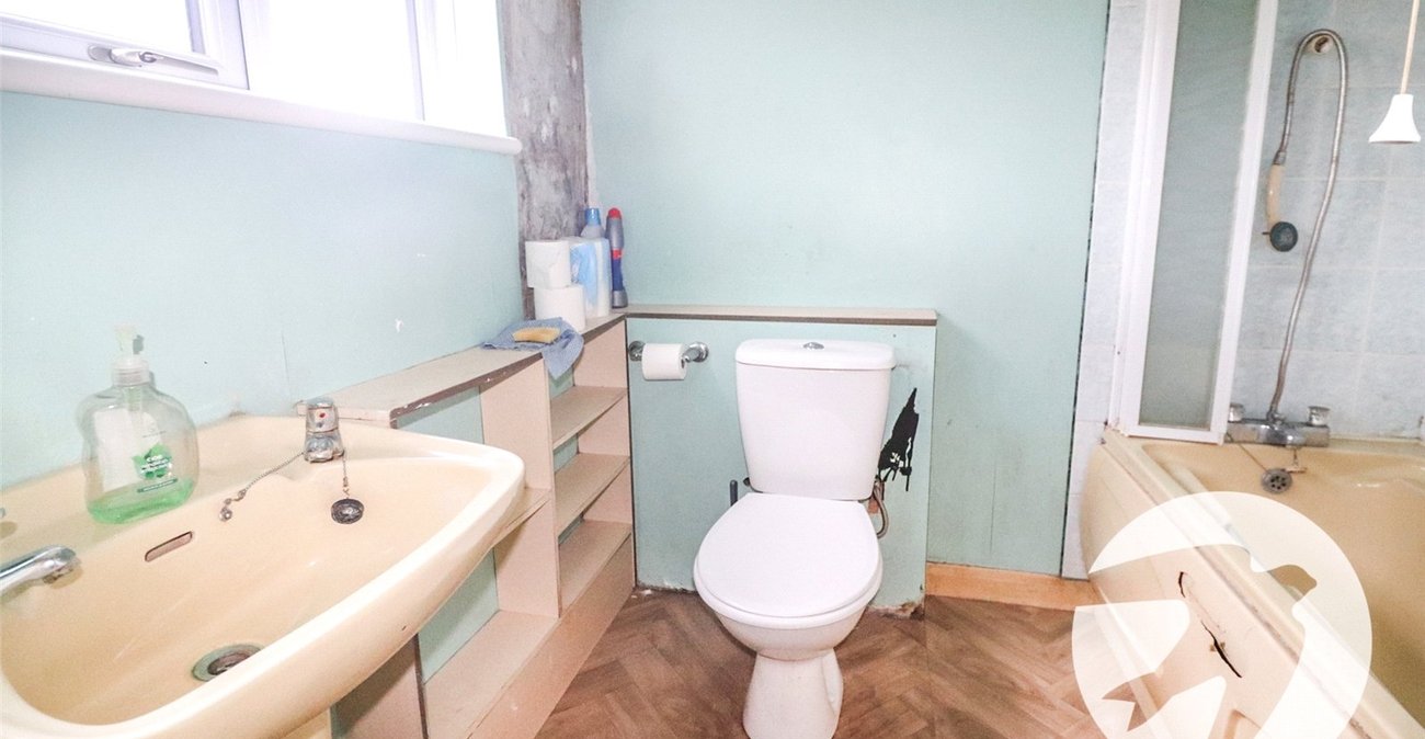 3 bedroom house for sale in Northumberland Heath | Robinson Jackson