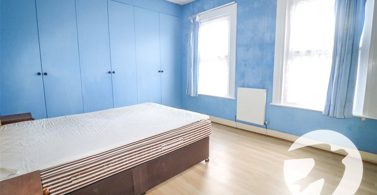 3 bedroom house for sale in Northumberland Heath | Robinson Jackson
