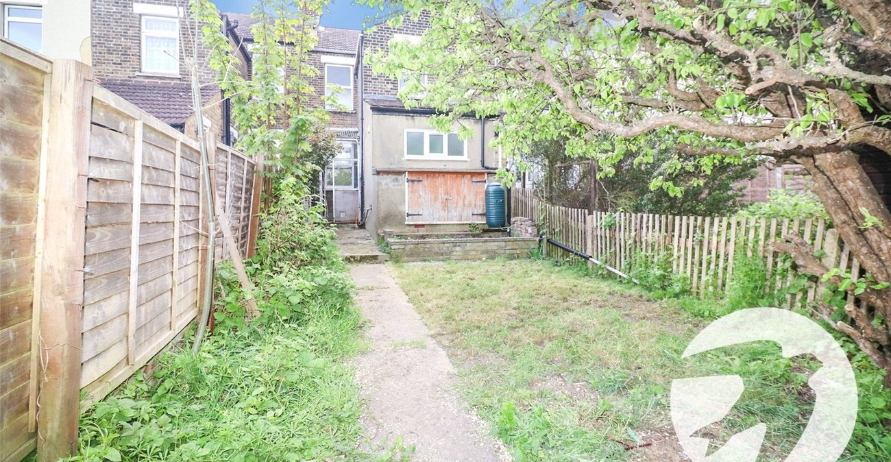 3 bedroom house for sale in Northumberland Heath | Robinson Jackson