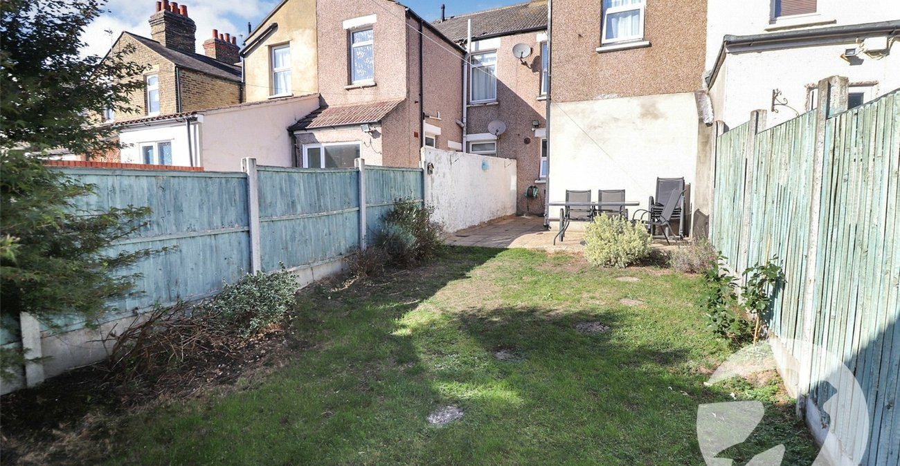 3 bedroom house for sale in Northumberland Heath | Robinson Jackson