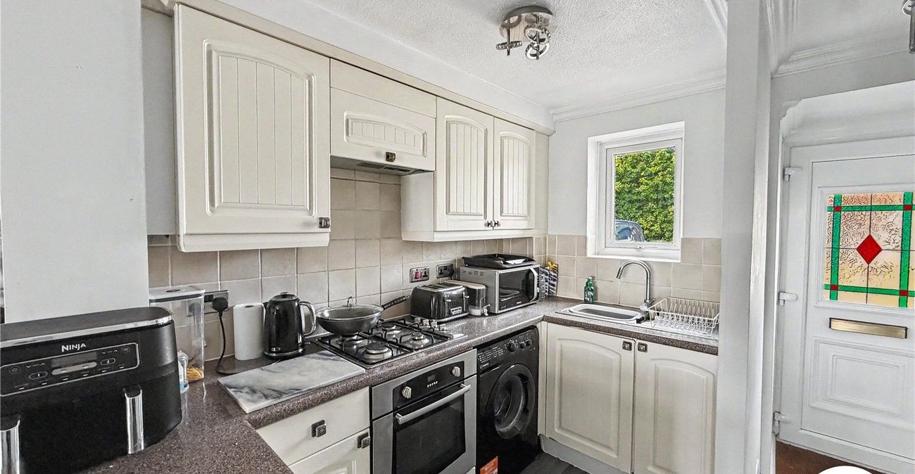 2 bedroom house for sale in Princes Park | Robinson Michael & Jackson