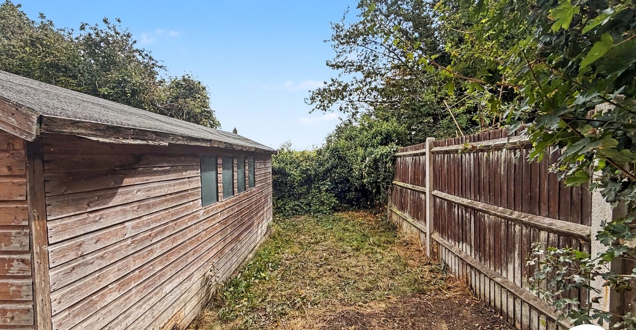 2 bedroom house for sale in Princes Park | Robinson Michael & Jackson
