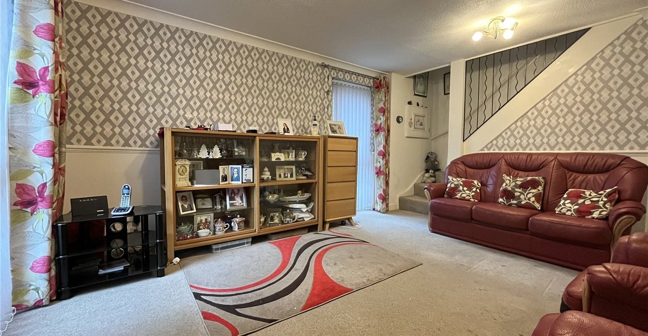 2 bedroom house for sale in Walderslade Woods | Robinson Michael & Jackson