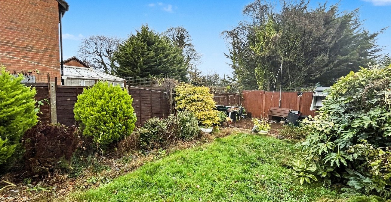 2 bedroom house for sale in Walderslade Woods | Robinson Michael & Jackson