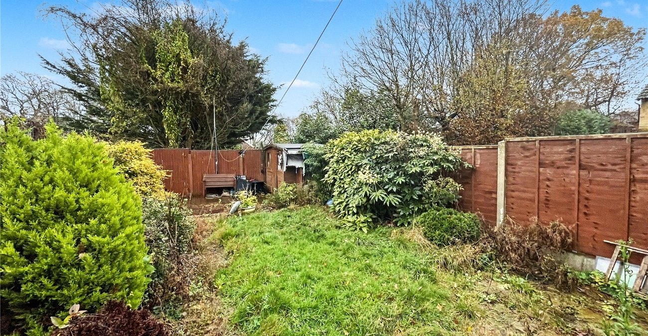 2 bedroom house for sale in Walderslade Woods | Robinson Michael & Jackson