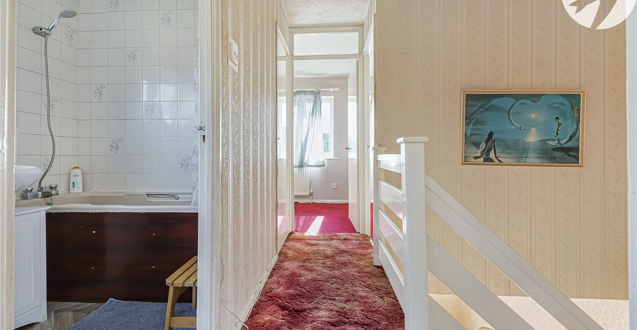 3 bedroom house for sale in Dartford | Robinson Jackson