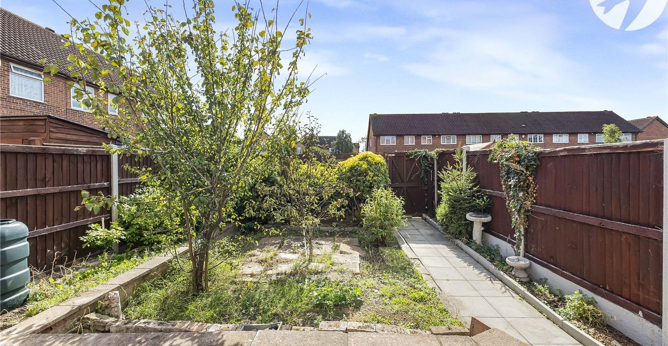 3 bedroom house for sale in Dartford | Robinson Jackson